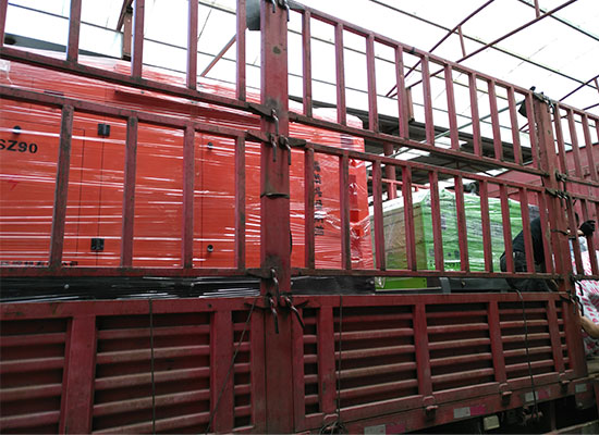 雄安混凝土液壓濕噴機(jī)、空壓機(jī)發(fā)貨現(xiàn)場(chǎng)