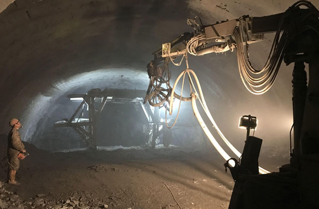 混凝土濕噴機(jī)械手在隧道施工中具有重要作用